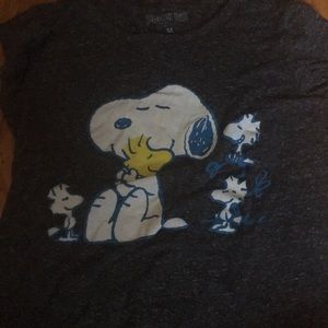 Peanuts tee